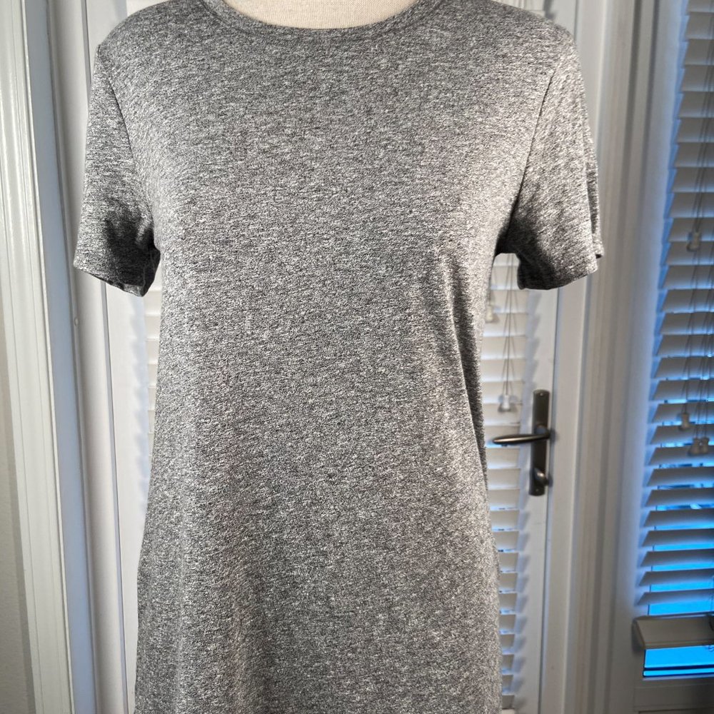 NEW! Lucky Brand Grey Women's Crew Neck Tee - MEDIUM